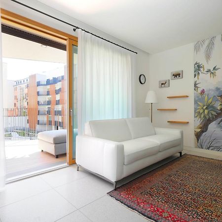 Luxury Apartment Con Terrazza, Palestra, Cowork & Box Privato Milan Exterior photo